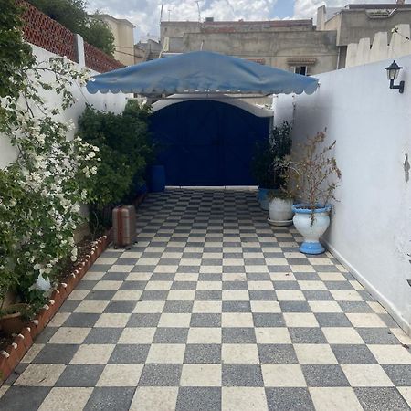 Maison A El Omrane . Tunis Bagian luar foto