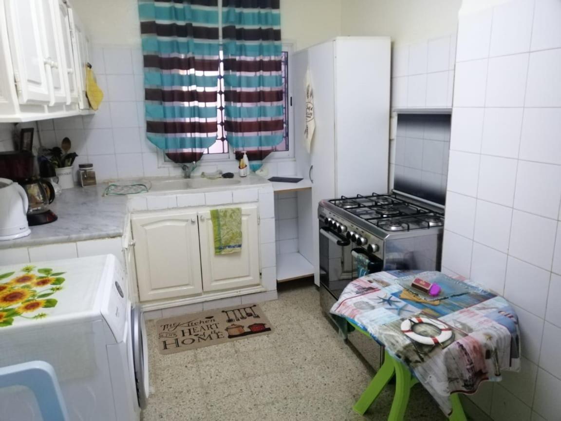Maison A El Omrane . Tunis Bagian luar foto
